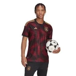 Camiseta Adidas Alemania Segunda Equipación Authentic Mundial Qatar 2022 -JUMA Deporte Comercio camiseta adidas alemania segunda equipacion authentic mundial qatar 2022 black coll burgundy 3