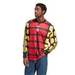 Camiseta Adidas FC Bayern De Múnich Fanswear Icon 8 Camiseta Adidas FC Bayern De Múnich Fanswear Icon -JUMA Deporte Comercio camiseta adidas fc bayern de munich fanswear 2022 2023 black yellow power red 2