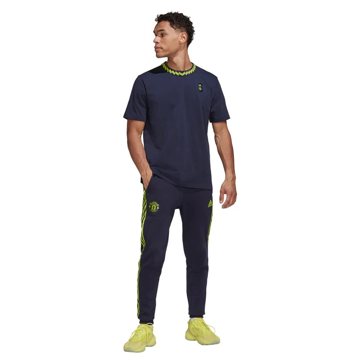 Camiseta Adidas Manchester United FC Fanswear 2022-2023 4 Camiseta Adidas Manchester United FC Fanswear 2022-2023 - Imagen 4