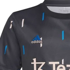 Camiseta Adidas Manchester United FC Pre-Match 2022-2023 Niño 6 Camiseta Adidas Manchester United FC Pre-Match 2022-2023 Niño -JUMA Deporte Comercio camiseta adidas manchester united fc pre match 2022 2023 nino black night grey glory blue icey pink 2