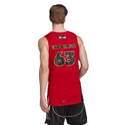 Camiseta Adidas Real Madrid CF Fanswear Avengers -JUMA Deporte Comercio camiseta adidas real madrid fanswear temp. 202122 avengers pack adulto red 3