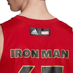 Camiseta Adidas Real Madrid CF Fanswear Avengers -JUMA Deporte Comercio camiseta adidas real madrid fanswear temp. 202122 avengers pack adulto red 5