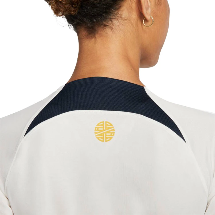 Camiseta Nike Portugal Segunda Equipación Stadium Mundial Qatar 2022 Mujer 4 Camiseta Nike Portugal Segunda Equipación Stadium Mundial Qatar 2022 Mujer - Imagen 4