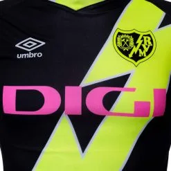 Camiseta Umbro Rayo Vallecano De Madrid Tercera Equipación 2022-2023 Niño -JUMA Deporte Comercio camiseta umbro rayo vallecano de madrid tercera equipacion 2022 2023 nino black yellow white 2