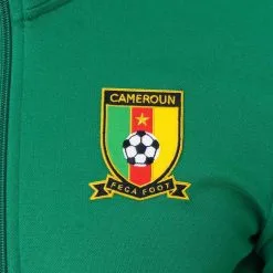 Chaqueta Le Coq Sportif Camerún Training Mundial Qatar 2022 -JUMA Deporte Comercio chaqueta le coq sportif camerun training world cup 2022 verde 2