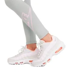Malla Nike Sportswear Favorites Graphic Niña 8 Malla Nike Sportswear Favorites Graphic Niña -JUMA Deporte Comercio malla nike sportswear favorites graphic nina lt smoke grey pink foam 3