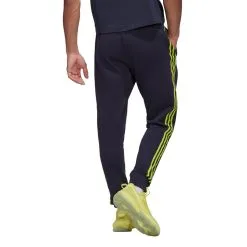 Pantalón Largo Adidas Manchester United FC Fanswear 2022-2023 8 Pantalón Largo Adidas Manchester United FC Fanswear 2022-2023 -JUMA Deporte Comercio pantalon largo adidas manchester united fc fanswear 2022 2023 legend ink 2