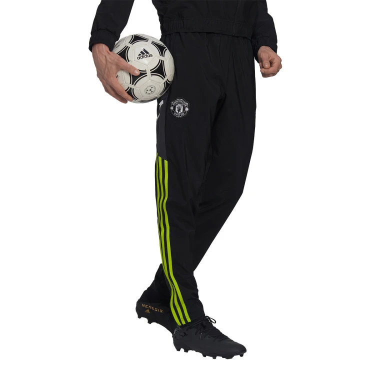Pantalón Largo Adidas Manchester United FC Pre-Match 2022-2023 4 Pantalón Largo Adidas Manchester United FC Pre-Match 2022-2023 - Imagen 4