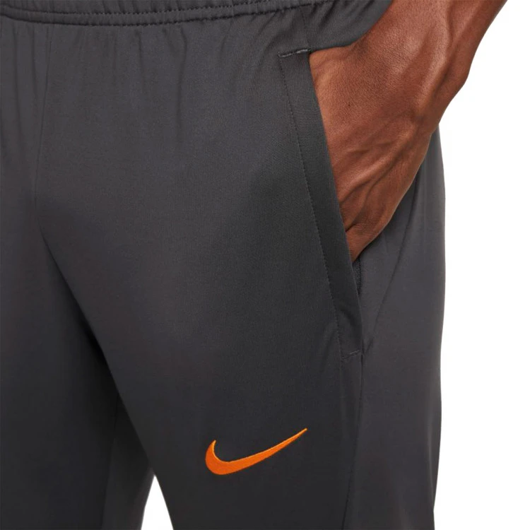 Pantalón Largo Nike Galatasaray SK Training 2022-2023 4 Pantalón Largo Nike Galatasaray SK Training 2022-2023 - Imagen 4